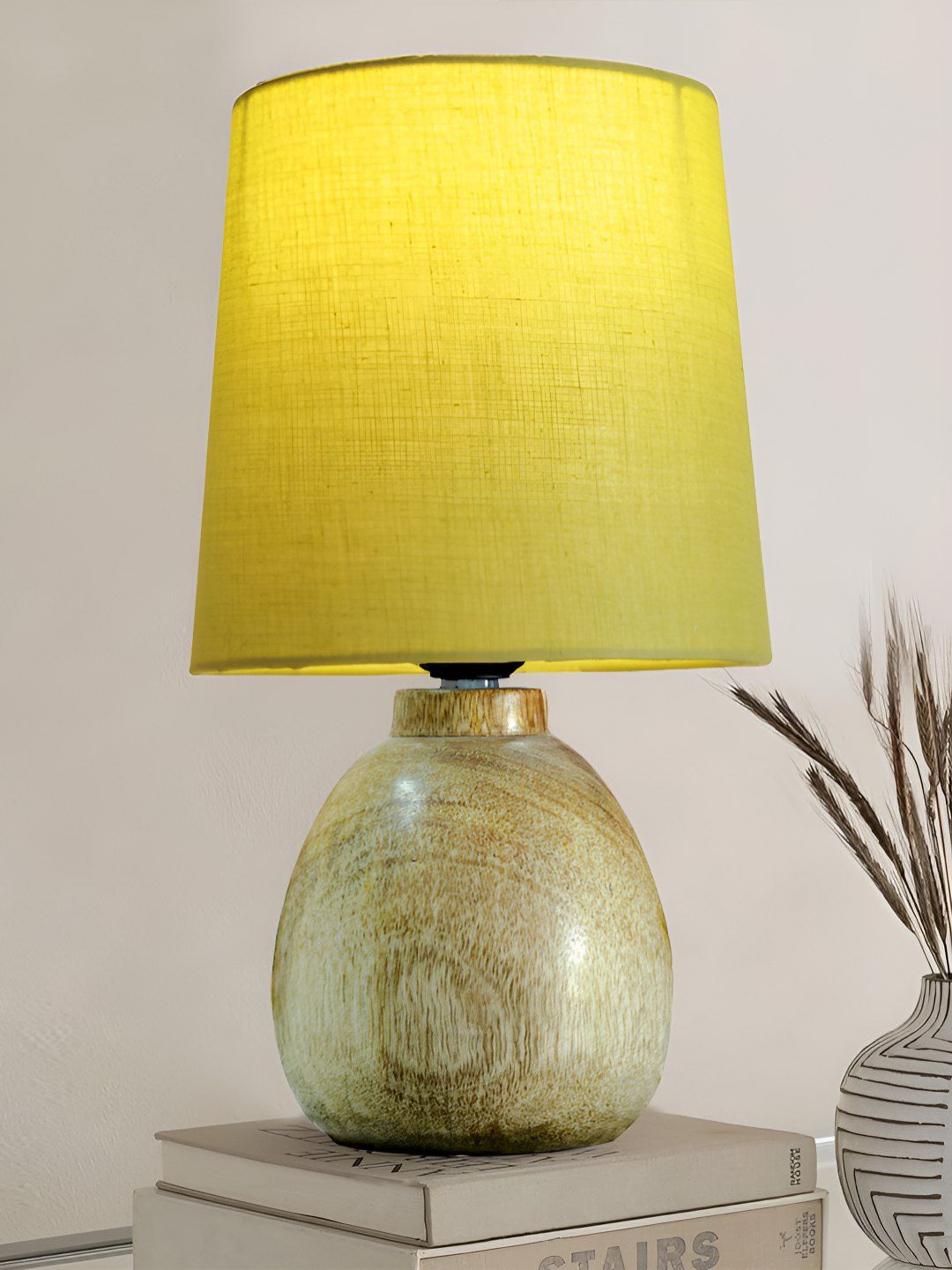 Decorcity Green Wood Traditional Cylindrical Shaped Table Lamp-picture-48