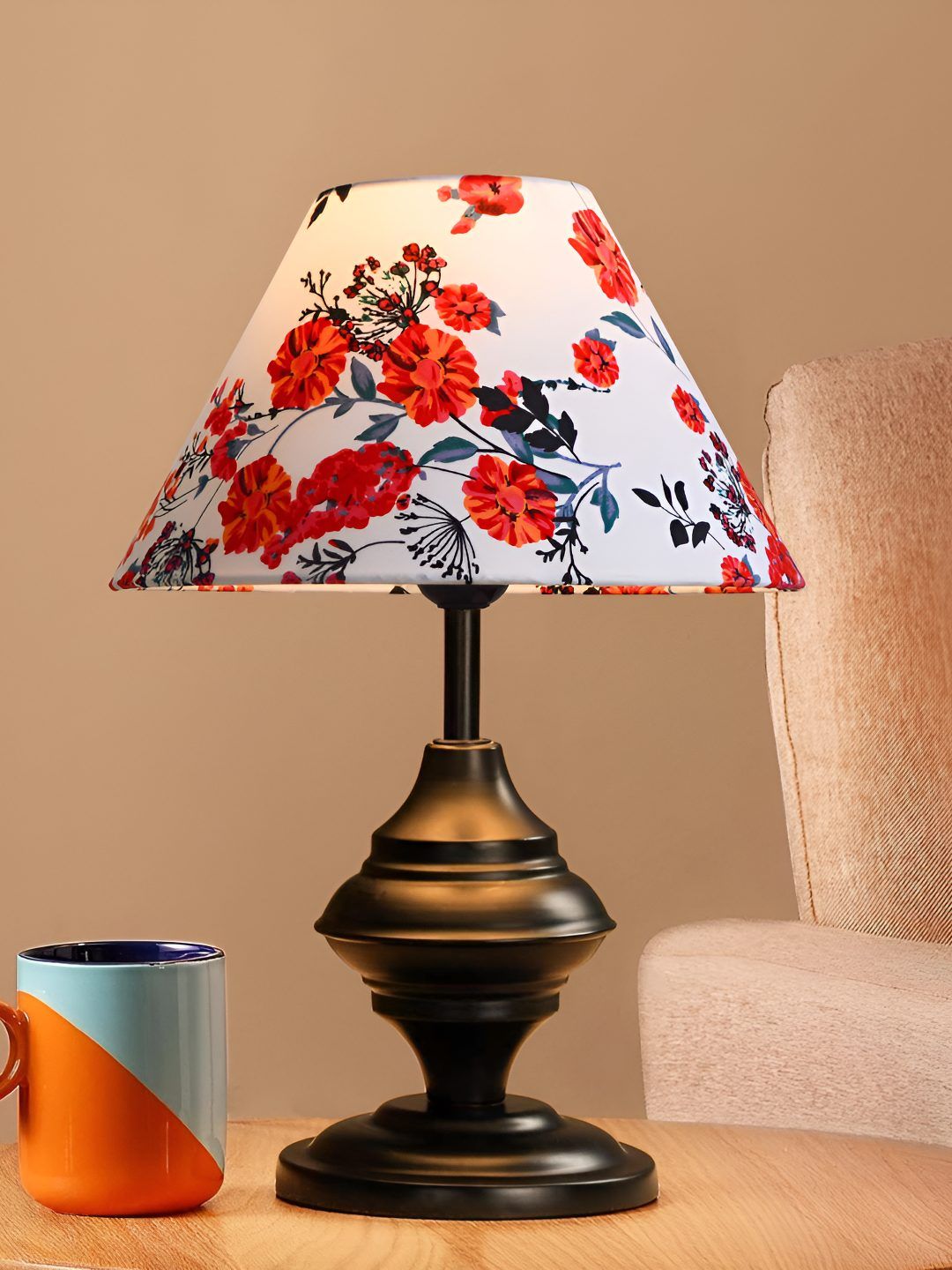 Decorcity Black & Wwhite Floral Printed Metal Frusturical Shaped Table Lamp-image-1