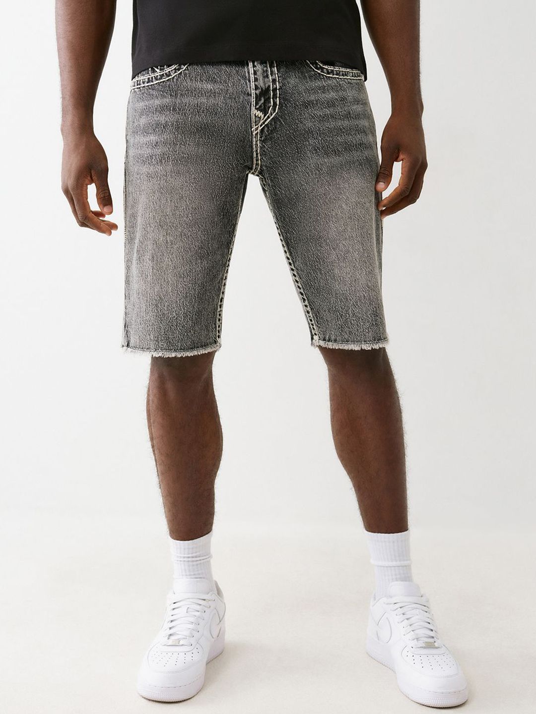 True Religion Men Washed Denim Shorts Technology-picture-10