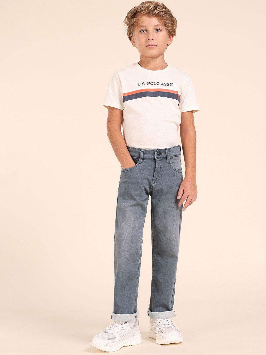 U.S. Polo Assn. Kids Boys Relaxed Fit Mid-Rise Light Fade Stretchable Jeans-picture-44