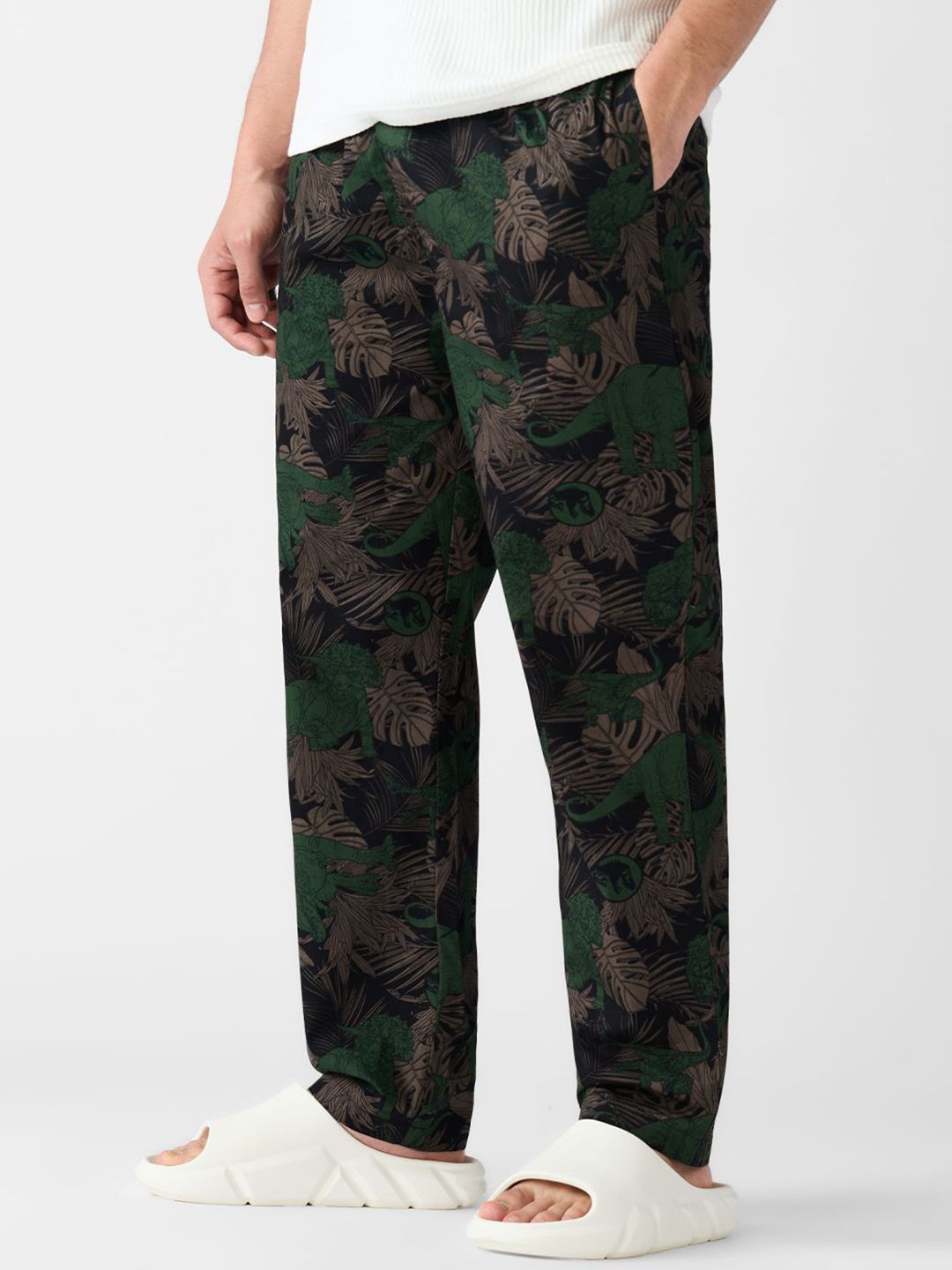 The Souled Store Jurassic World: Escape Printed Cotton Lounge Pants-picture-14