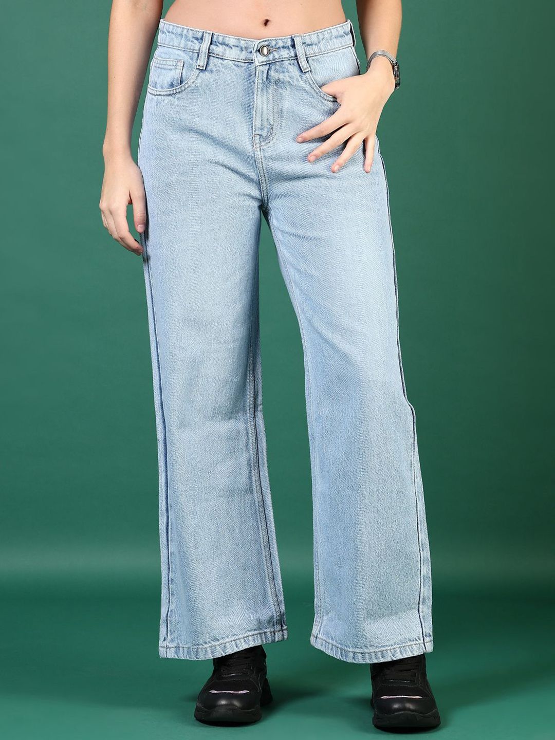 LIMEROAD Women Regular Fit Mid-Rise Light Fade Jeans