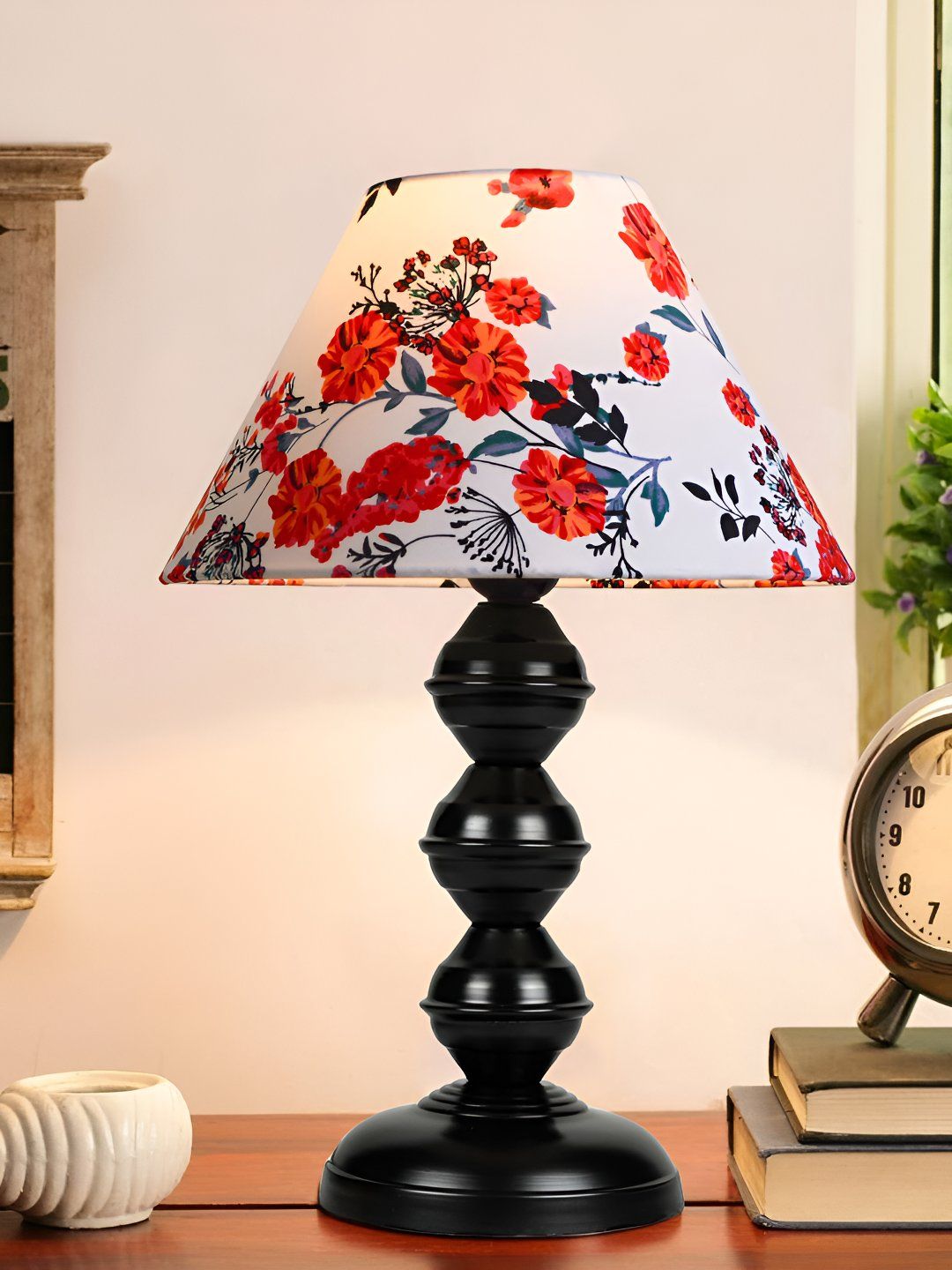 Decorcity Black Printed Metal Traditional Frusturical Shaped Table Lamp-picture-40