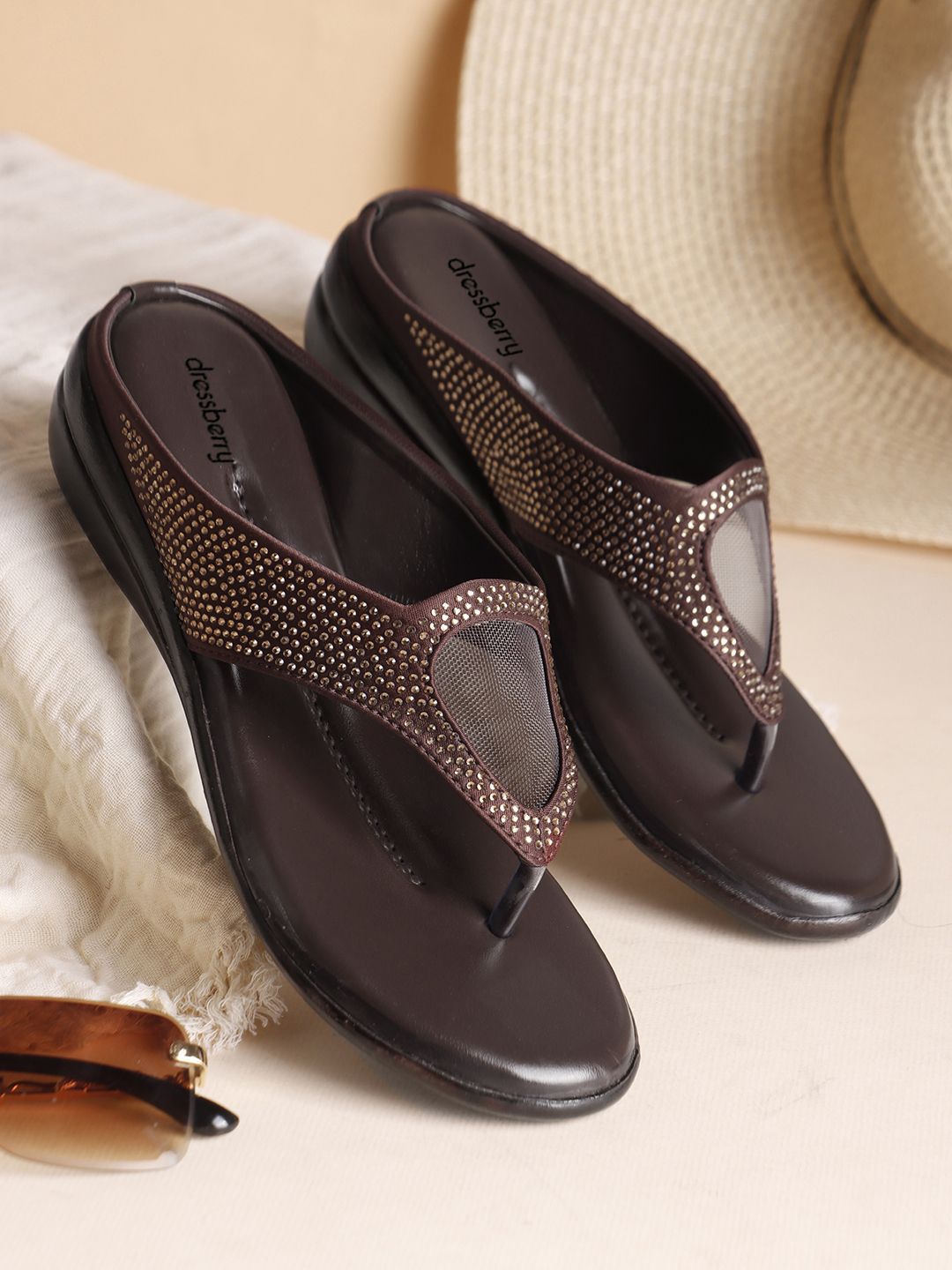 DressBerry Embellished Open Toe Wedge Sandals-picture-16