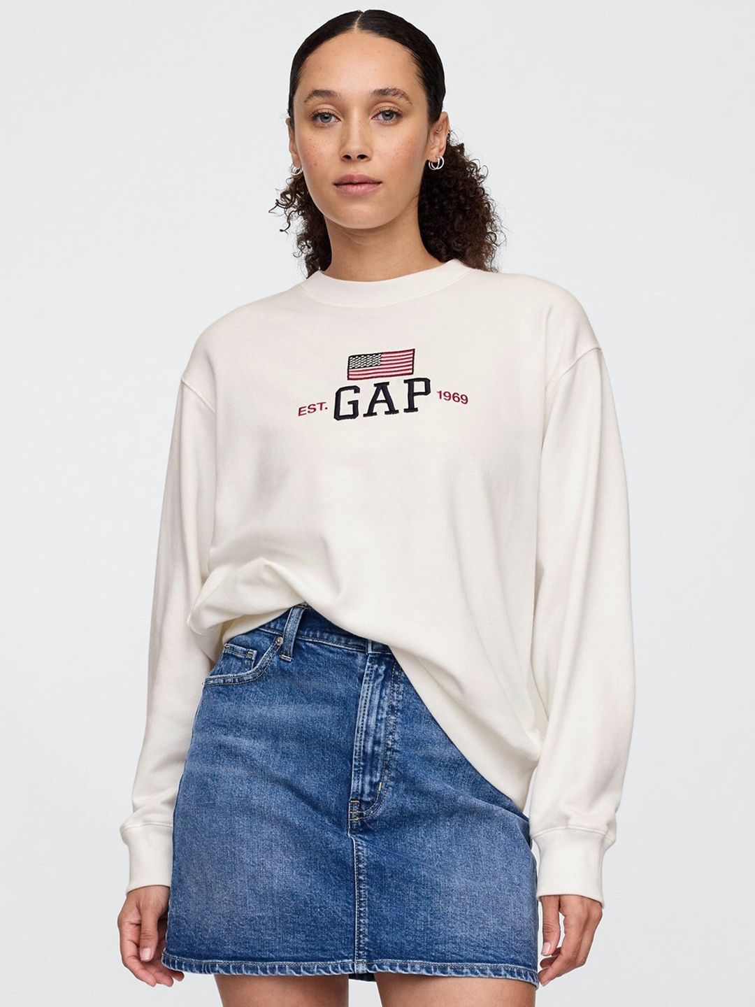 GAP Brand Logo Embroidered Drop-Shoulder Sleeve Sweatshirt