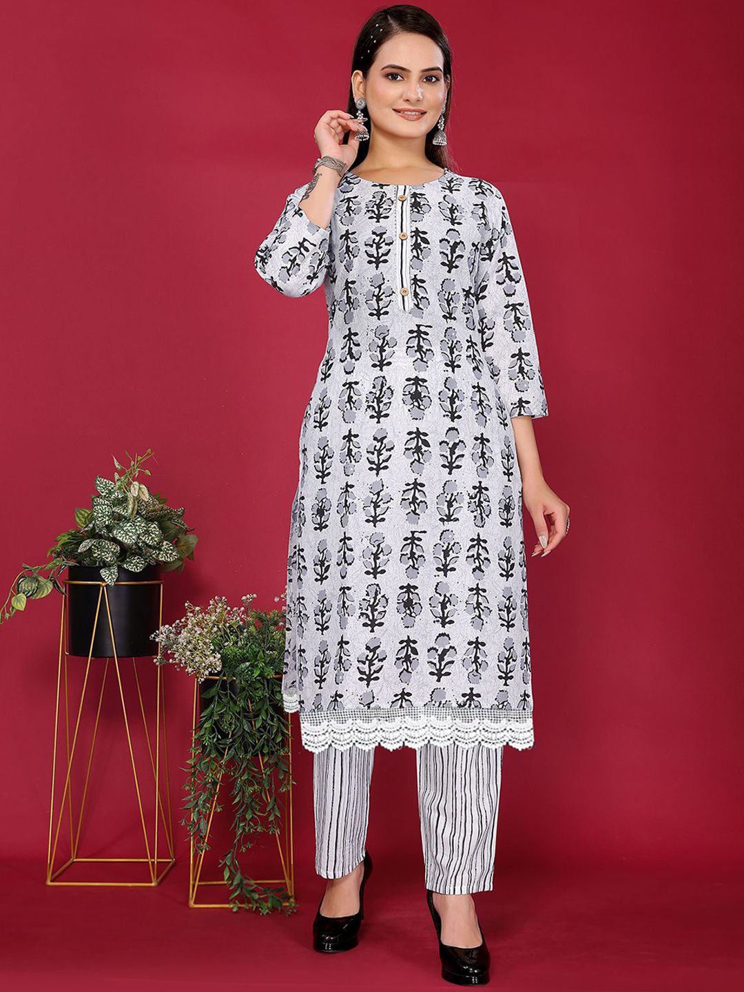 Rangita Floral Printed Pure Cotton Round Neck Straight Kurta With Trousers-picture-21