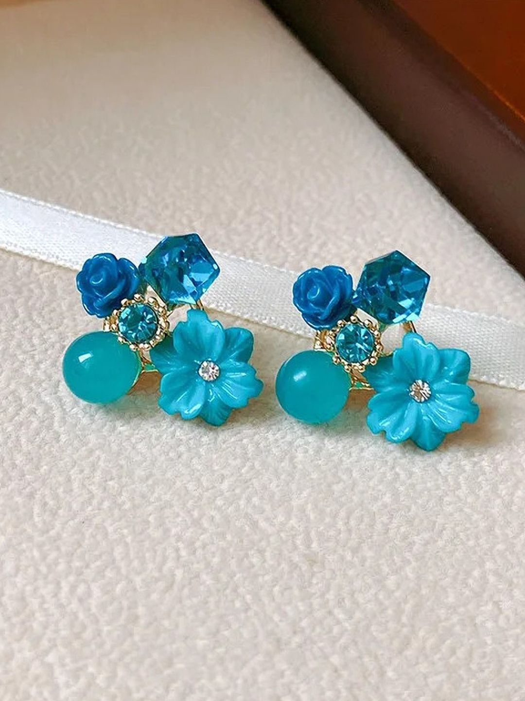 DressBerry Artificial Stones Studded Floral Shaped Korean Drop Earrings-picture-39