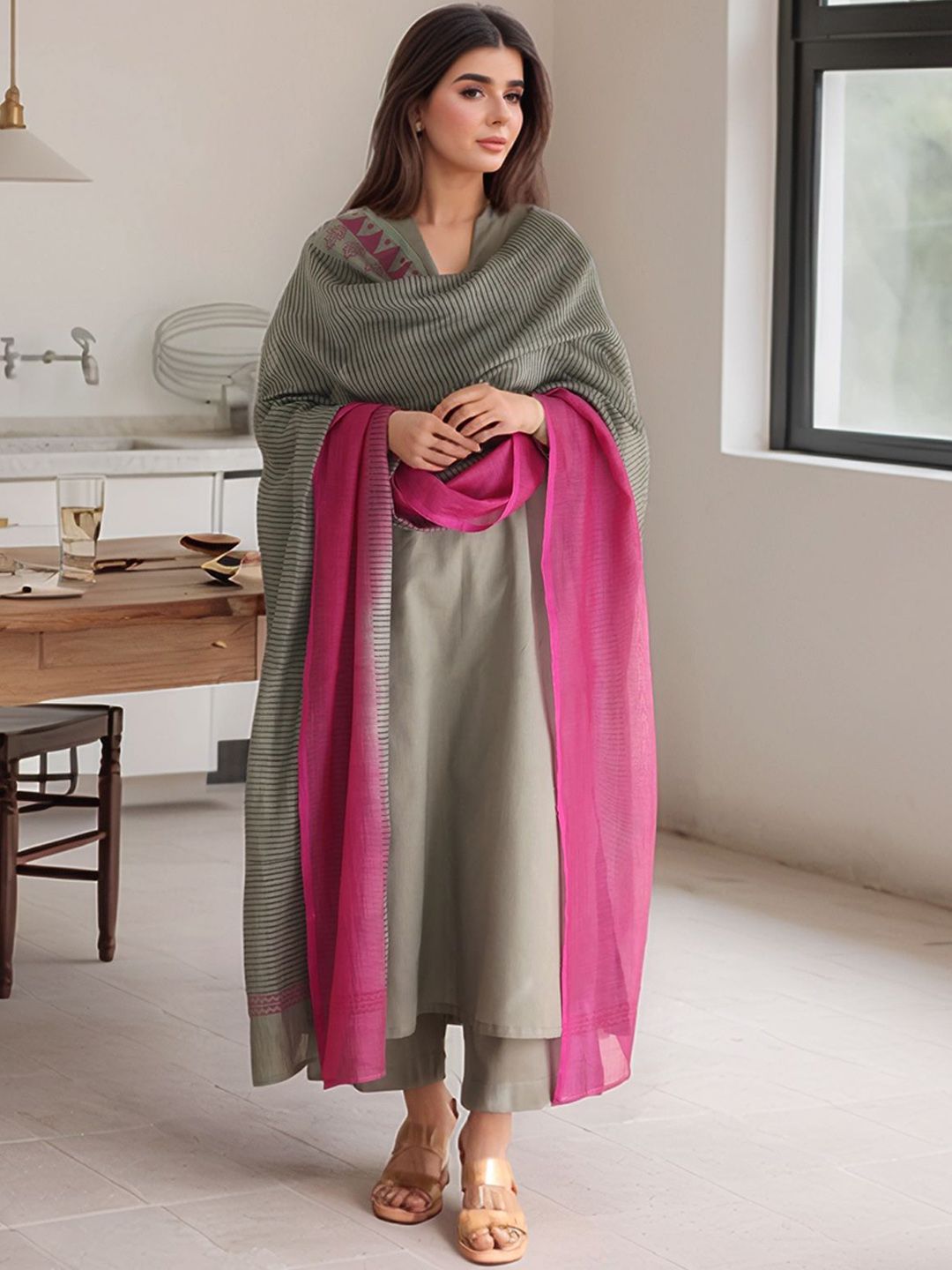 GoSriKi Women Solid Kurta with Palazzo & Dupatta-picture-13