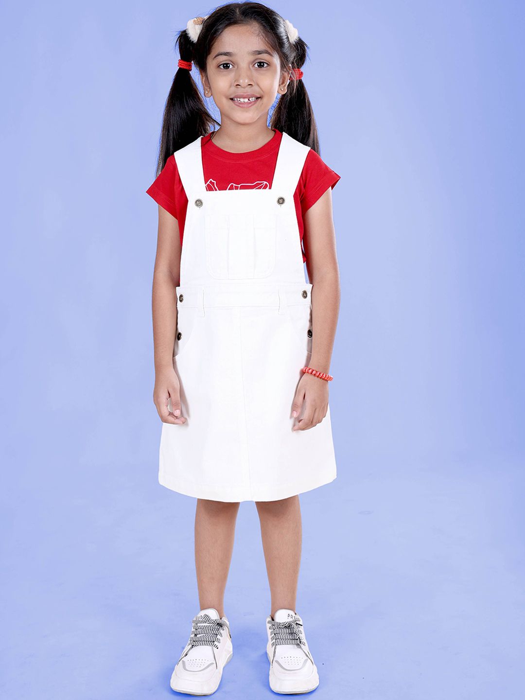 KiddoPanti Girls Three-Fourth Length Dungarees With T-shirt-picture-32