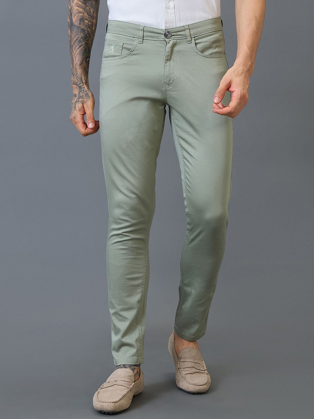 GIORDANO Men Slim Fit Chinos Trousers-image-24