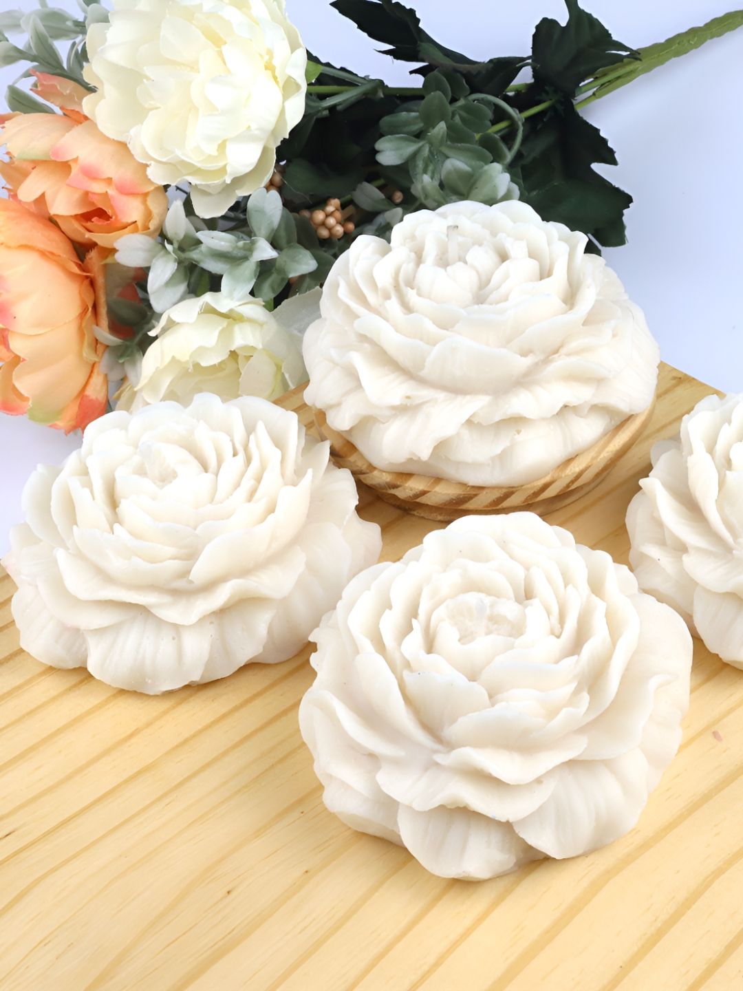 Shraddha Creation White 4 Pieces Floral Shaped Pillar Candle-picture-28