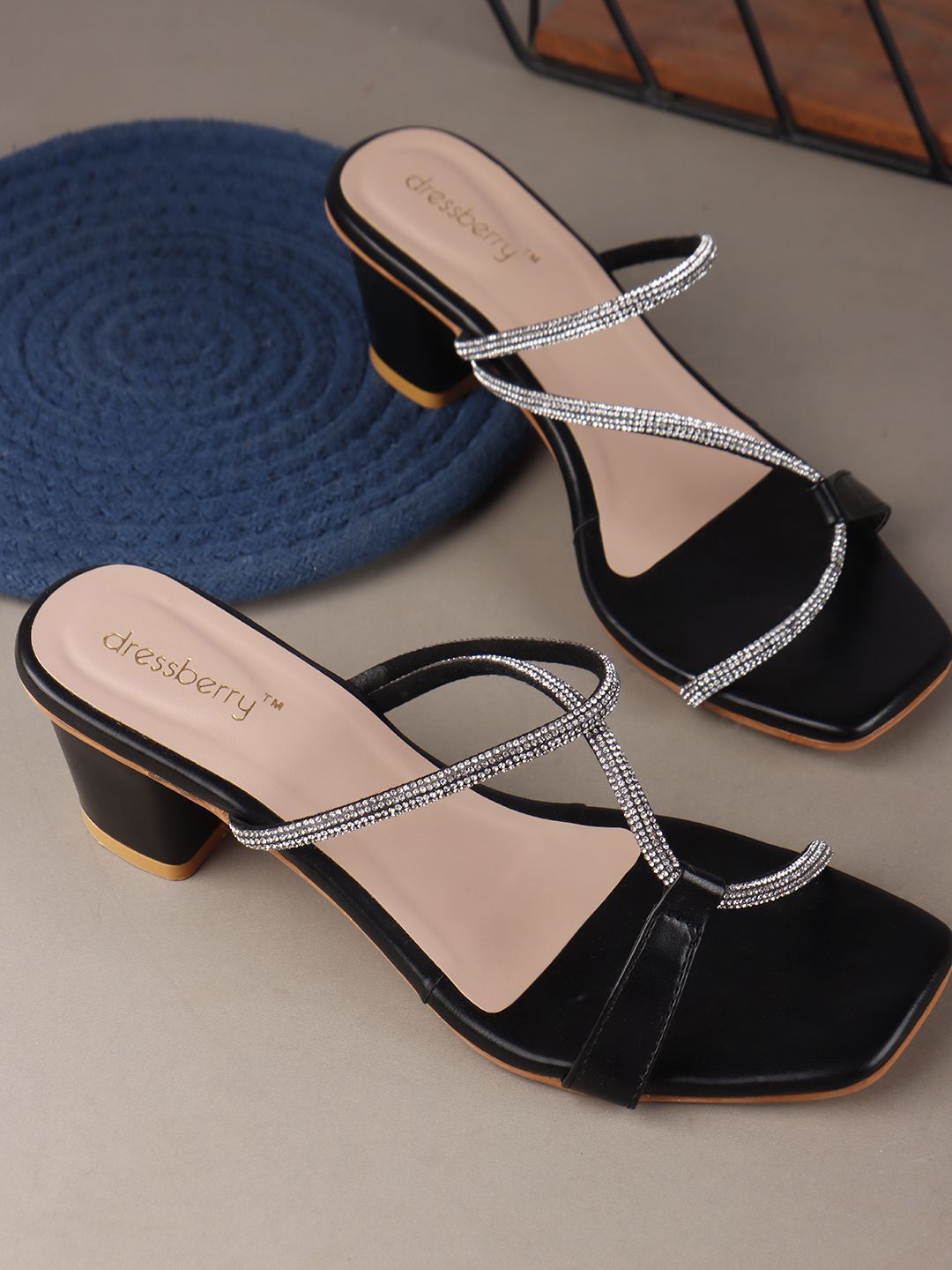 DressBerry Women Block Sandals-picture-42