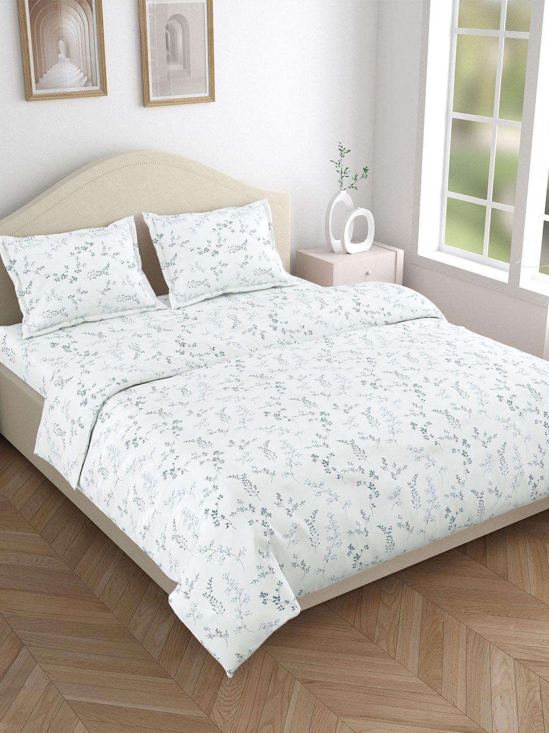 haus & kinder Blossomnest Floral Queen Bedsheet with 2 Pillow Covers