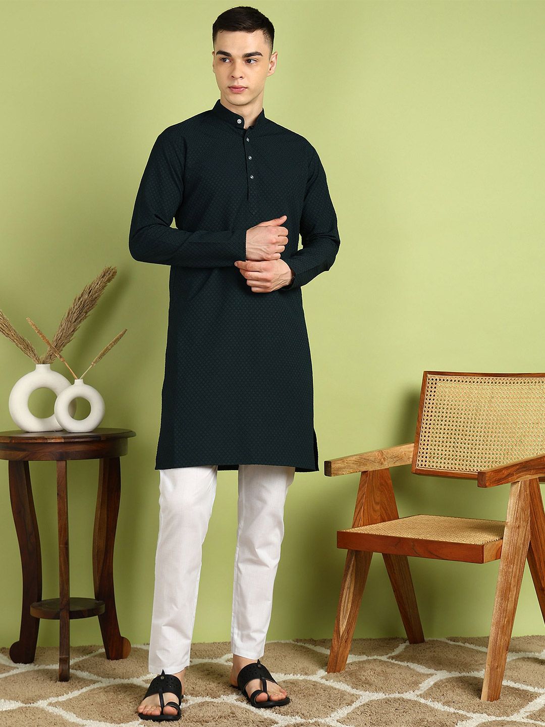 FUBAR Geometric Embroidered Mandarin Collar Straight Cotton Kurta-picture-23