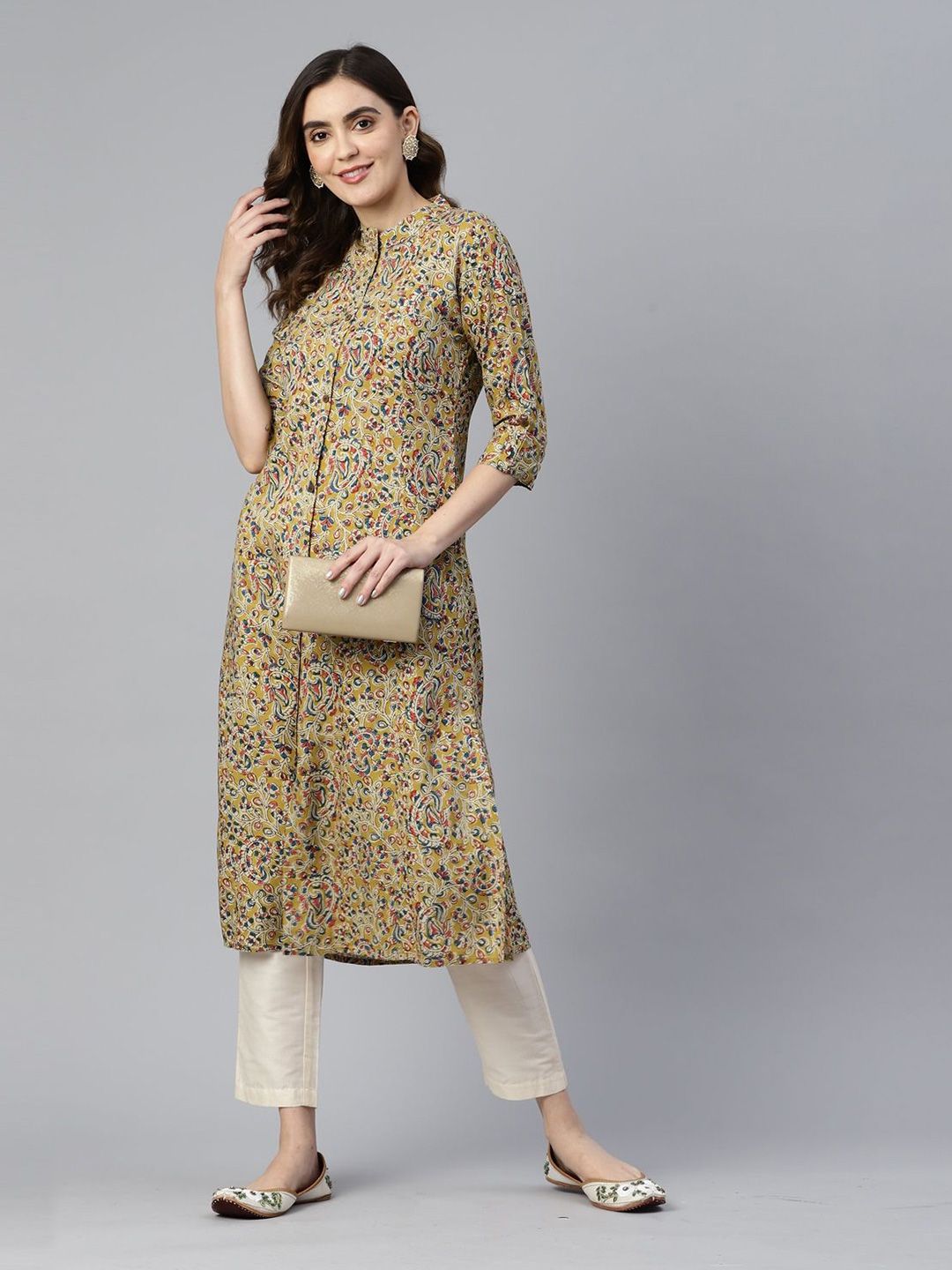 Pink Floral Printed Kurta With Mandarin Collar & 3/4 Sleeves