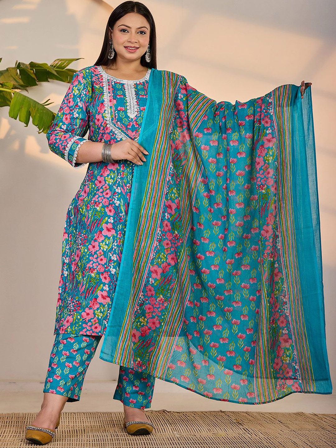 Yufta Women Plus Size Floral Embroidered Pure Cotton Regular Kurta Set-picture-24