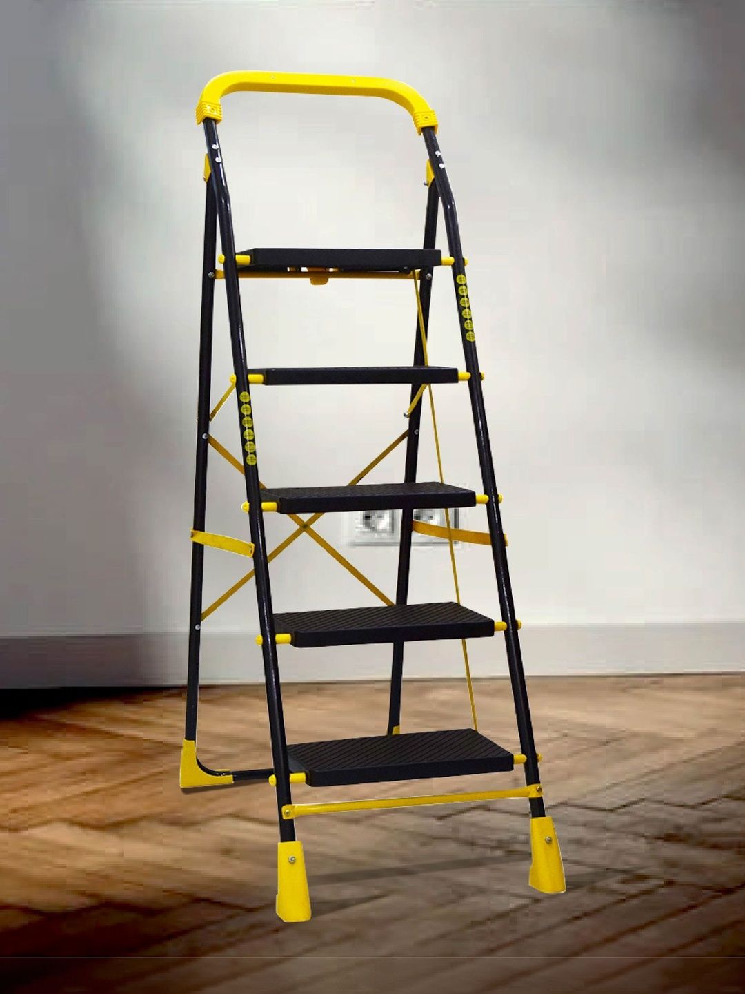 Homlix Yellow & Black Textured 5-Step Foldable Step Ladder