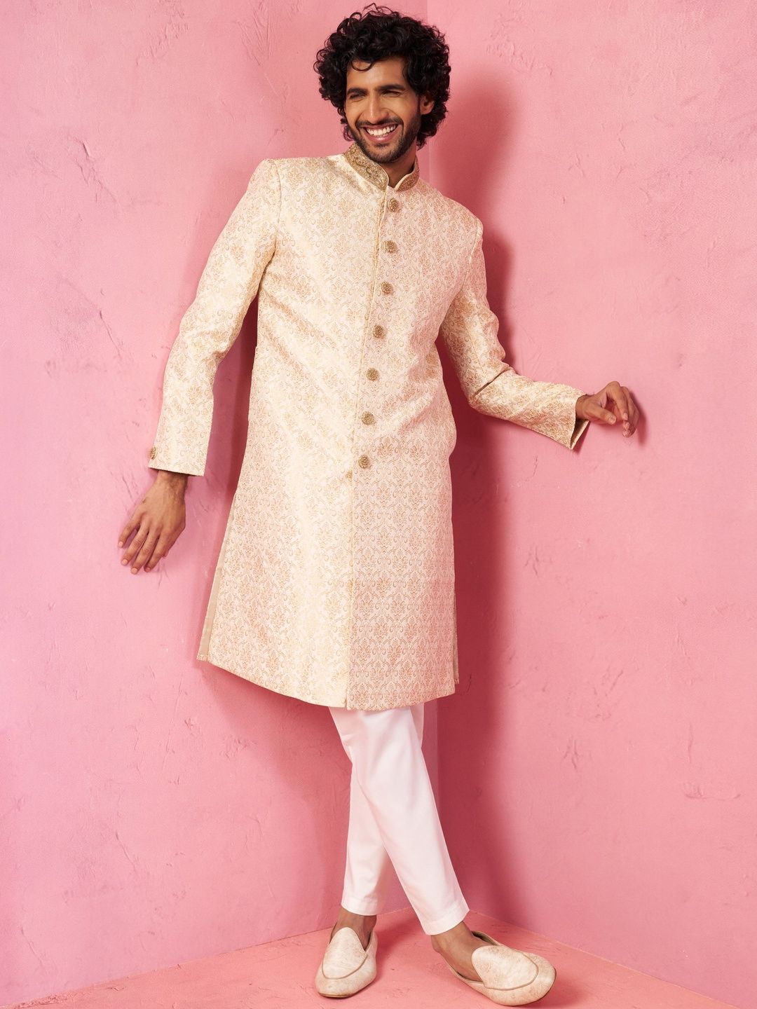 VASTRAMAY Men Self-Design Sherwani Set-picture-28