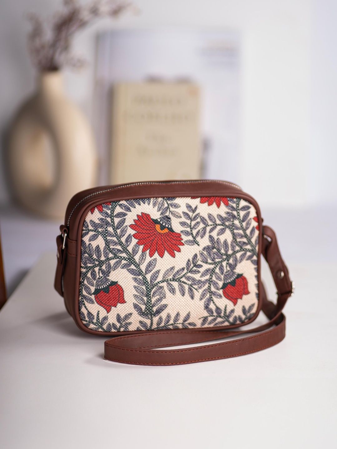 ZOUK Floral Printed PU Structured Sling Bag-picture-30