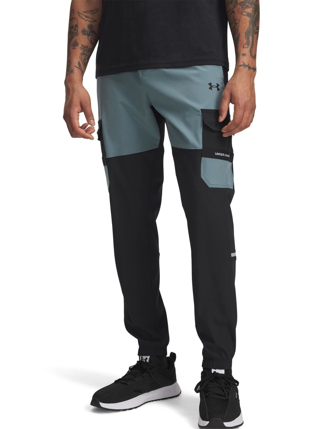 UNDER ARMOUR Men Colourblocked Relaxed Fit Mid-Rise Joggers-picture-58