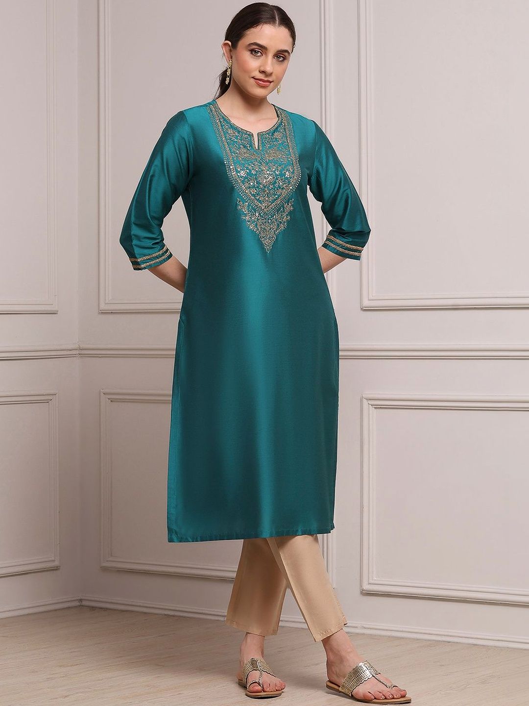 Biba Women Geometric Yoke Design Keyhole Neck Thread Work Kurta-picture-26