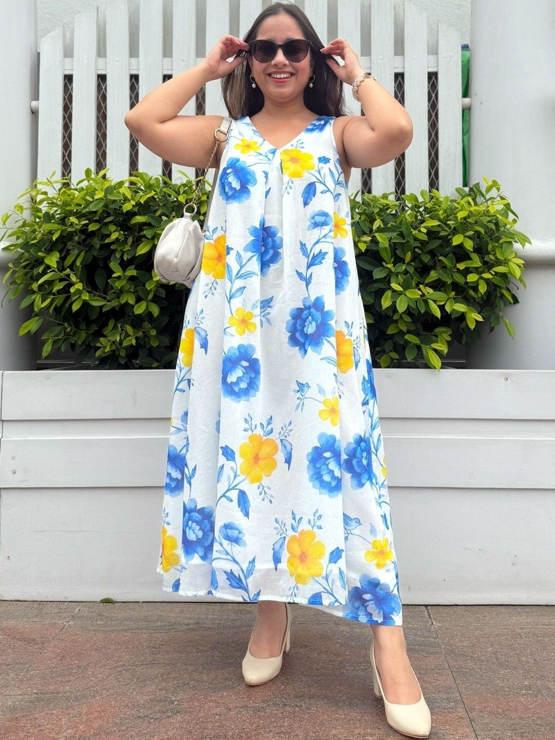 Studio Rabha Floral Print A-Line Midi Dress-image-10