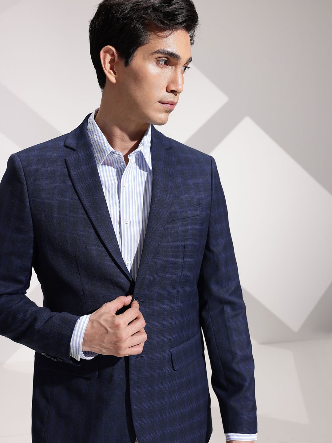INVICTUS Checked Slim Fit Notched Lapel Single Breasted Formal Blazer-picture-11