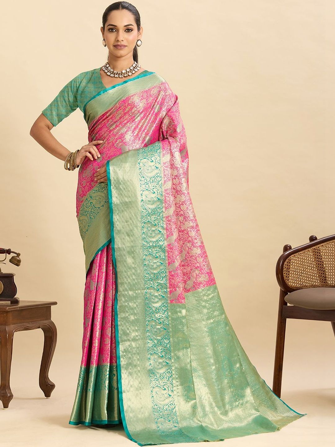 Mitera Woven Design Zari Silk Blend Kanjeevaram Saree-picture-12