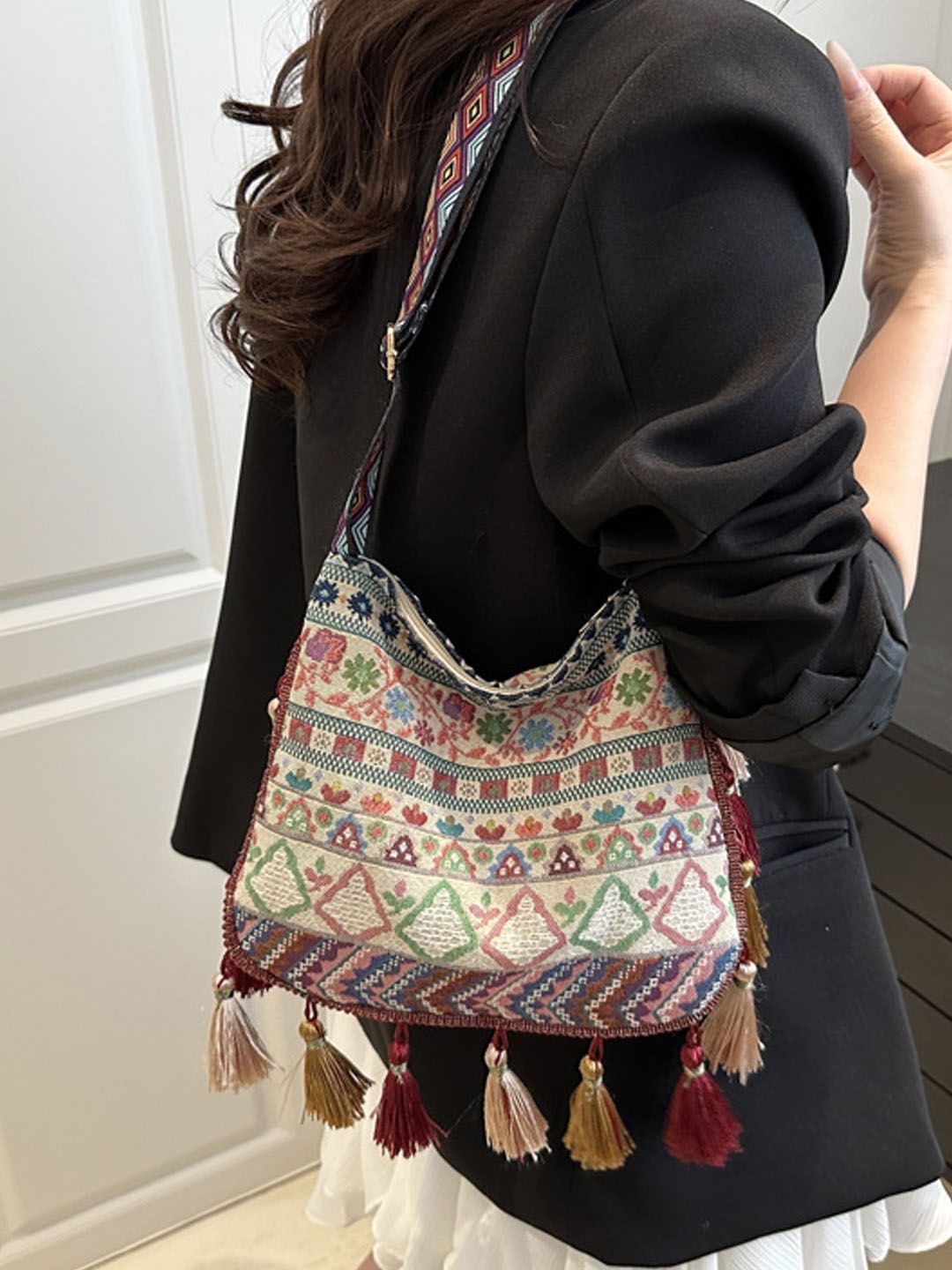 StyleCast Printed PU Structured Sling Bag-picture-38