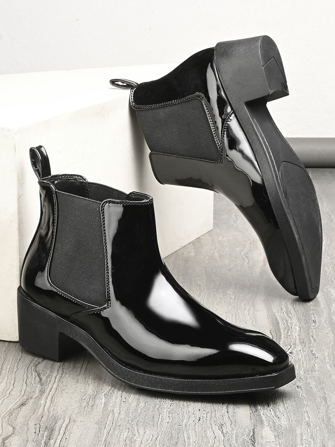 The Roadster Lifestyle Co Men Square Toe Slip-On Chelsea Boots