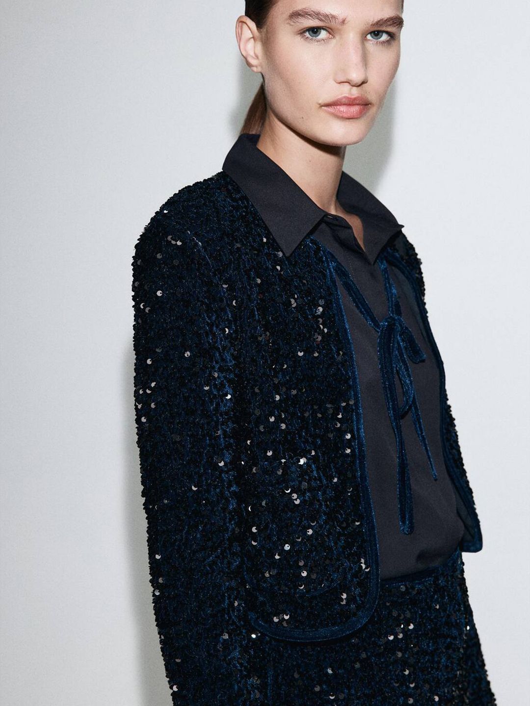 MANGO Sequin Embellished Crop Tailored Jacket with Tie-Up Detail-picture-43