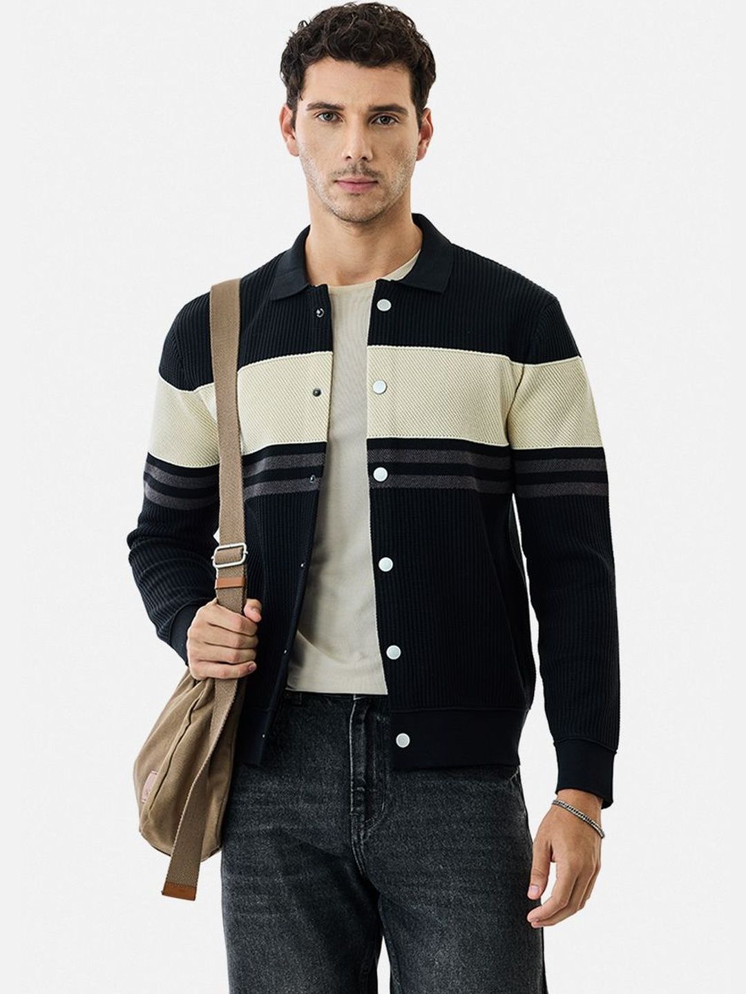 Snitch Men Colourblocked Pullover-picture-41