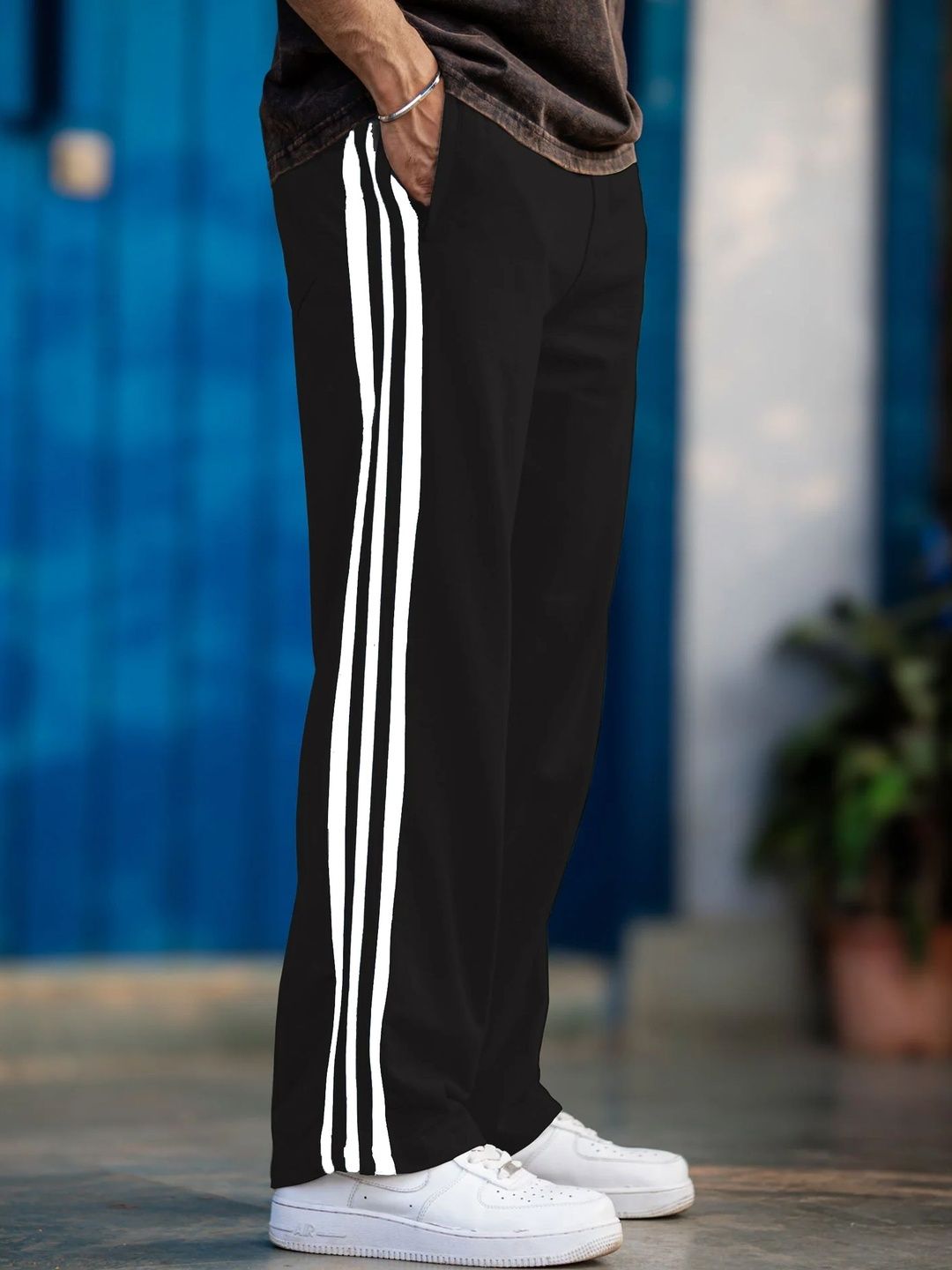 Urban Buccachi Men Side Striped Mid-Rise Flexi Waist Track Pants