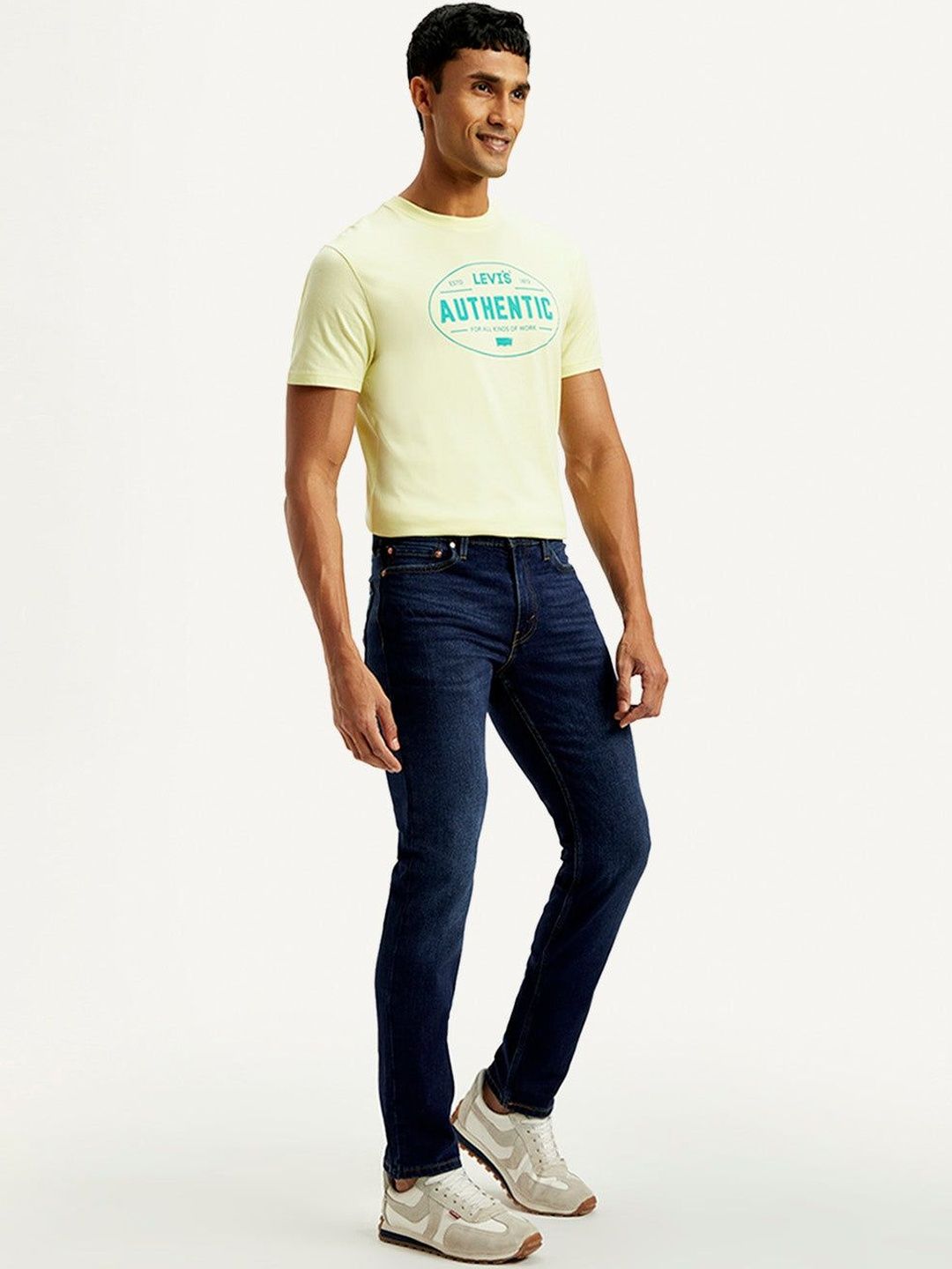 Levis Men Slim Fit Mid-Rise Light Fade Stretchable Jeans-picture-25