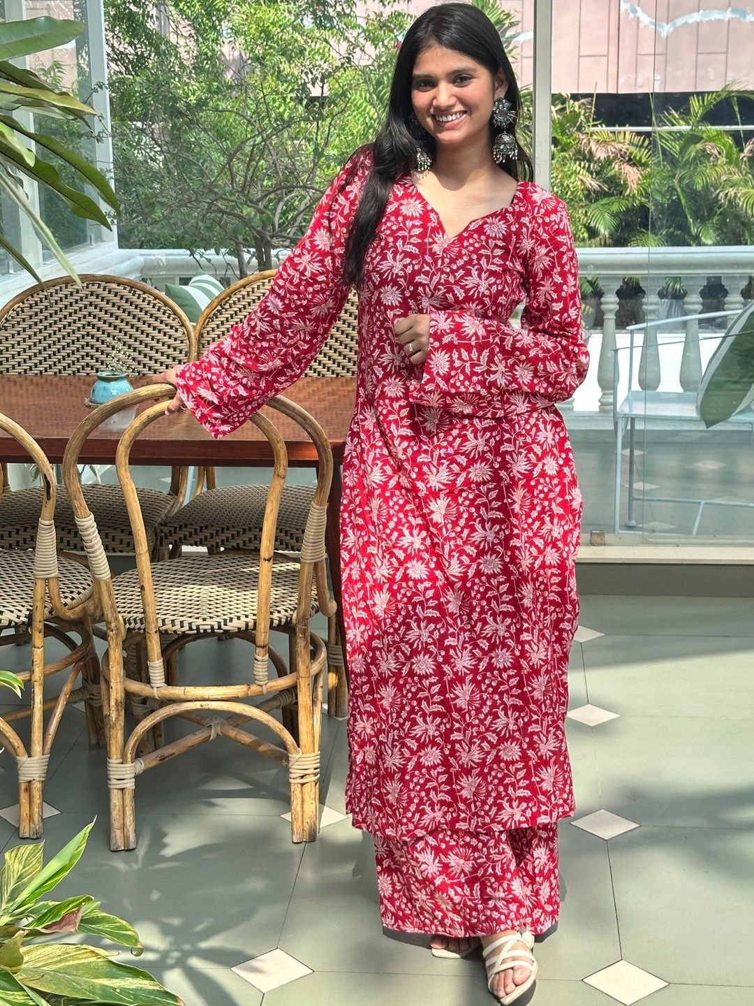 KAUTHAMEE Women Floral Printed Regular Kurta with Palazzos-picture-40