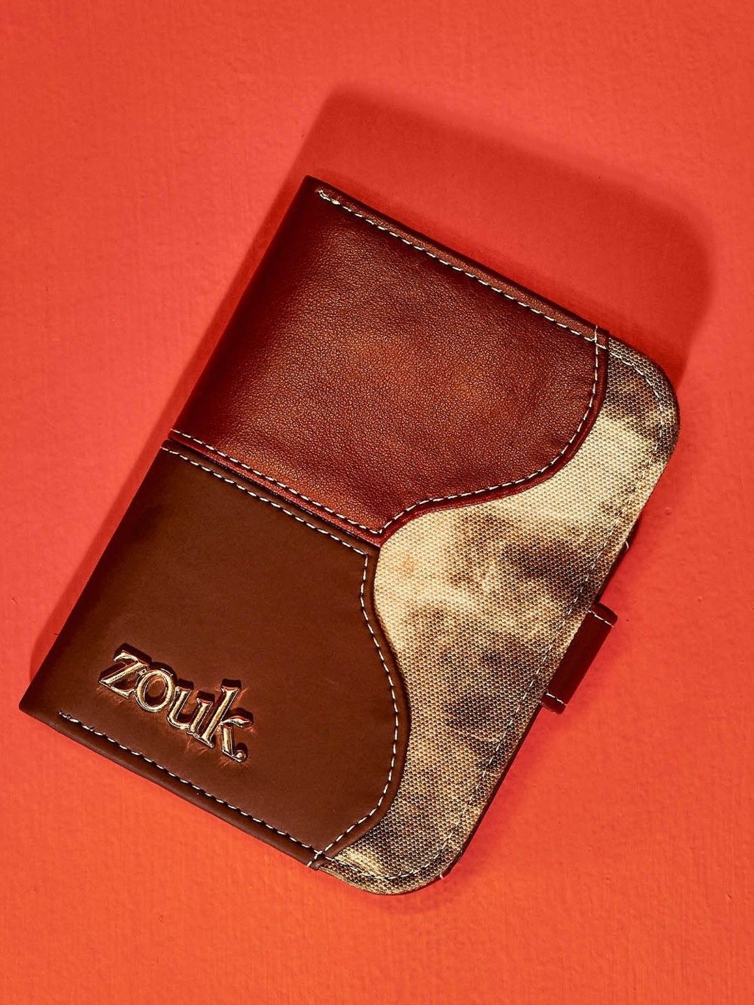 ZOUK Unisex Amica Passport Case - Gir Glades-image-43