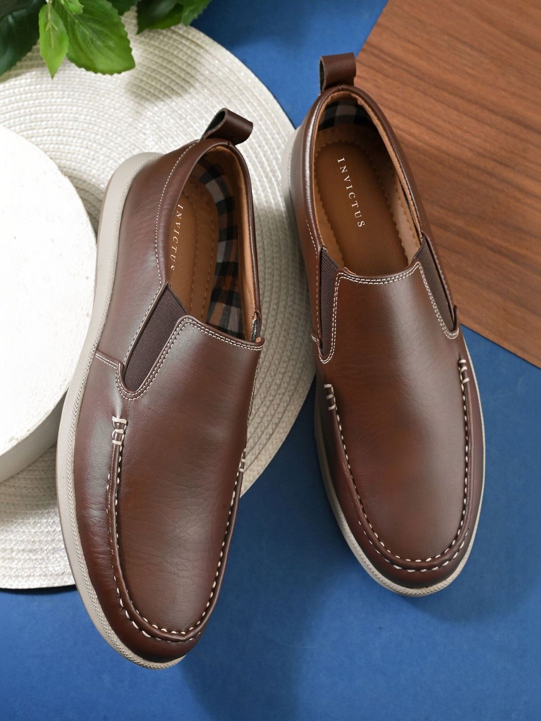 INVICTUS Men Textured Round Toe Formal Loafers-image-40