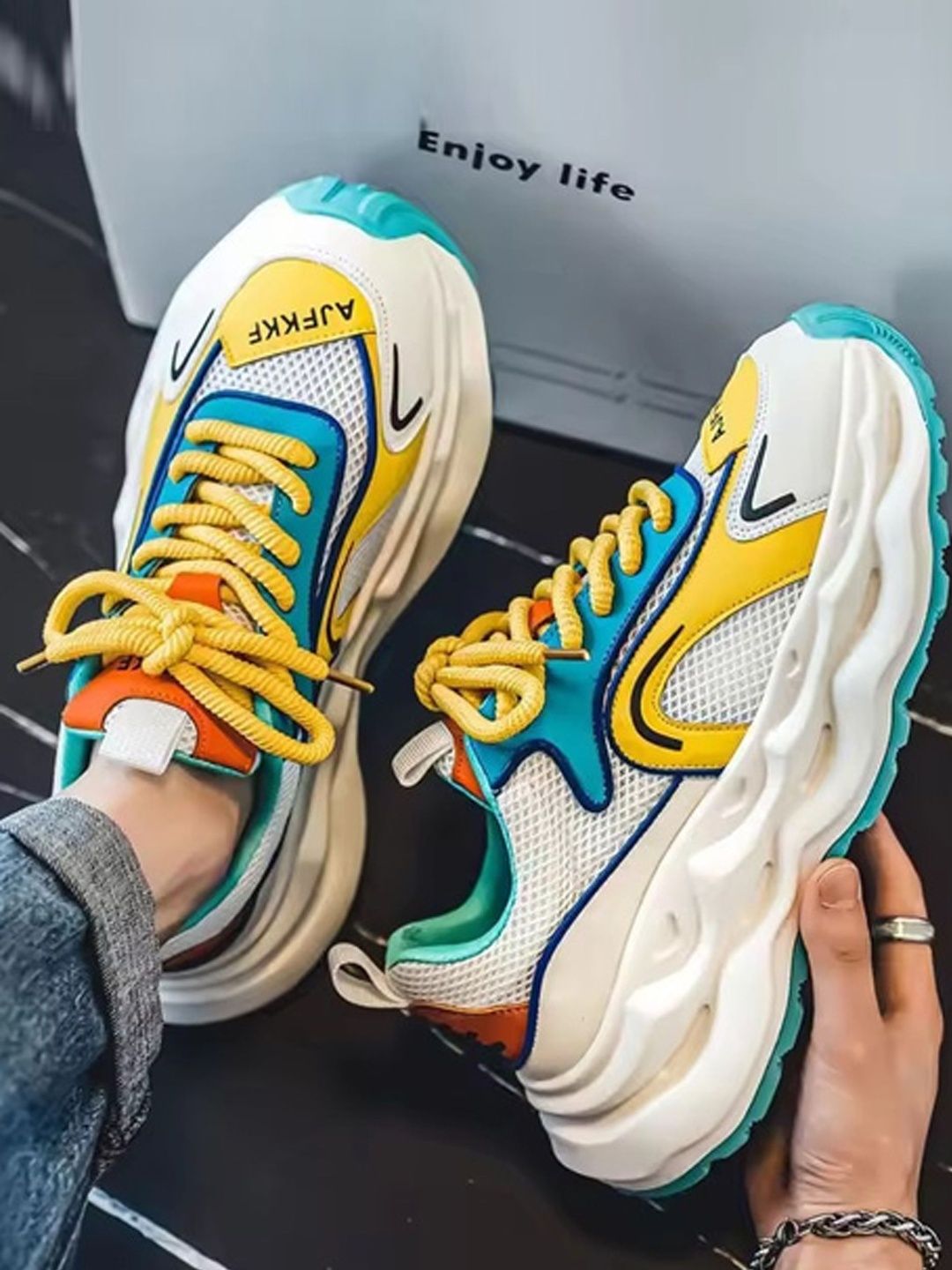 Layasa Men Colourblocked Sneakers-picture-37