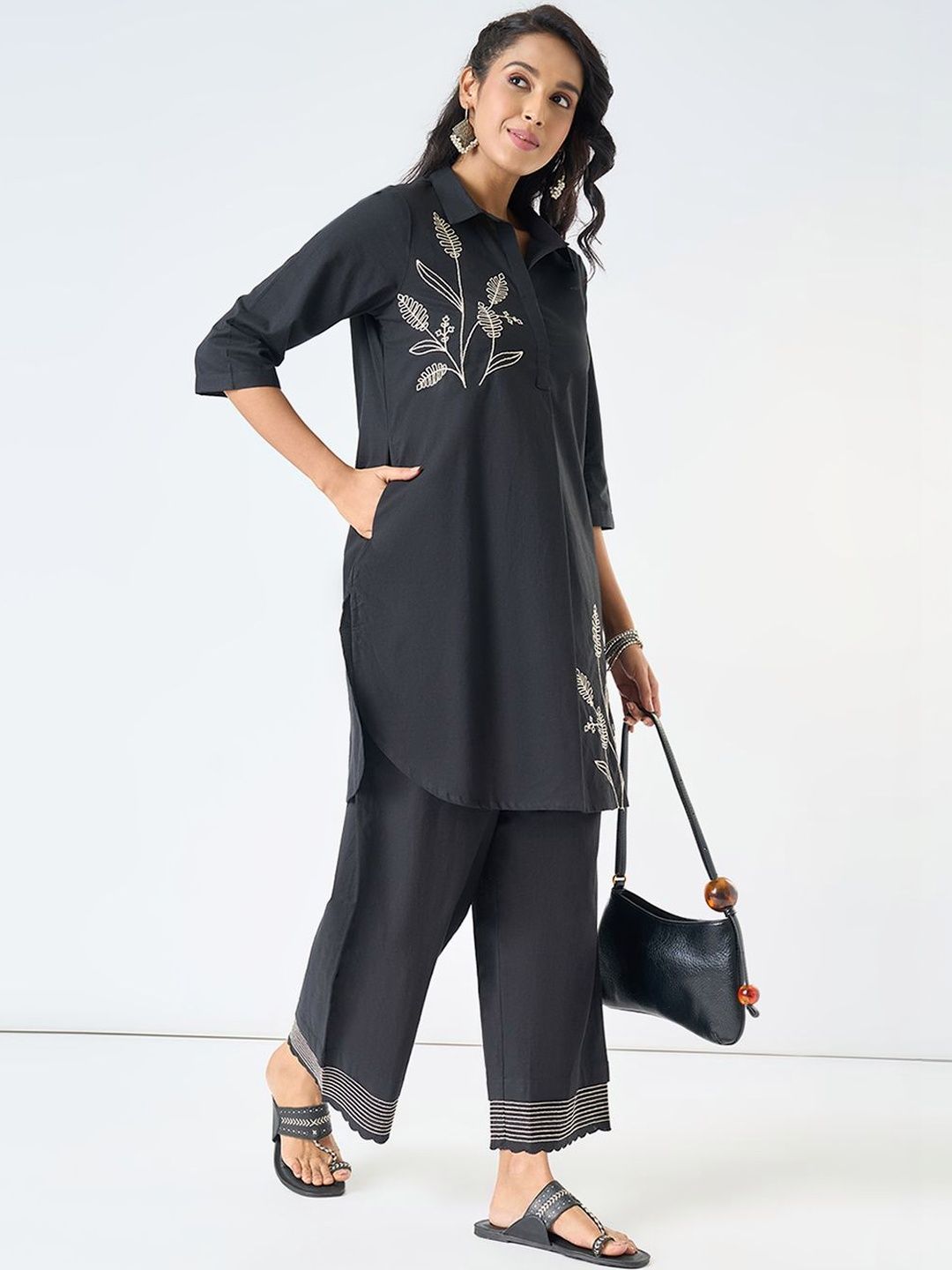 RANGMANCH BY PANTALOONS Women Floral Embroidered Regular Thread Work Kurta with Trousers-picture-29