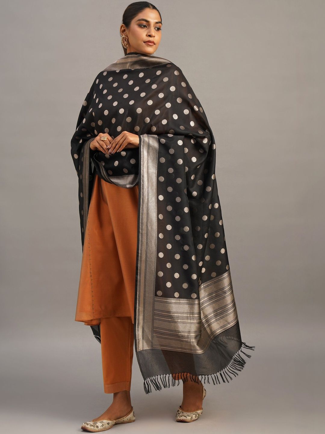JAYPORE Woven Design Dupatta with Zari-picture-20