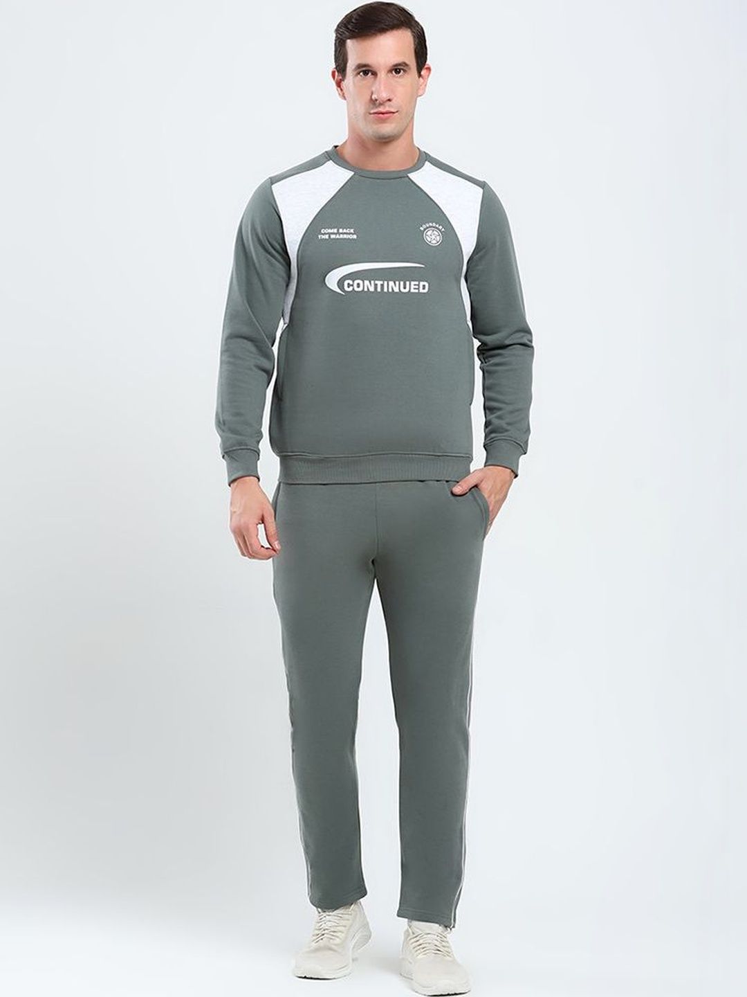 ARRAY Typography Printed Round Neck Tracksuit-picture-31