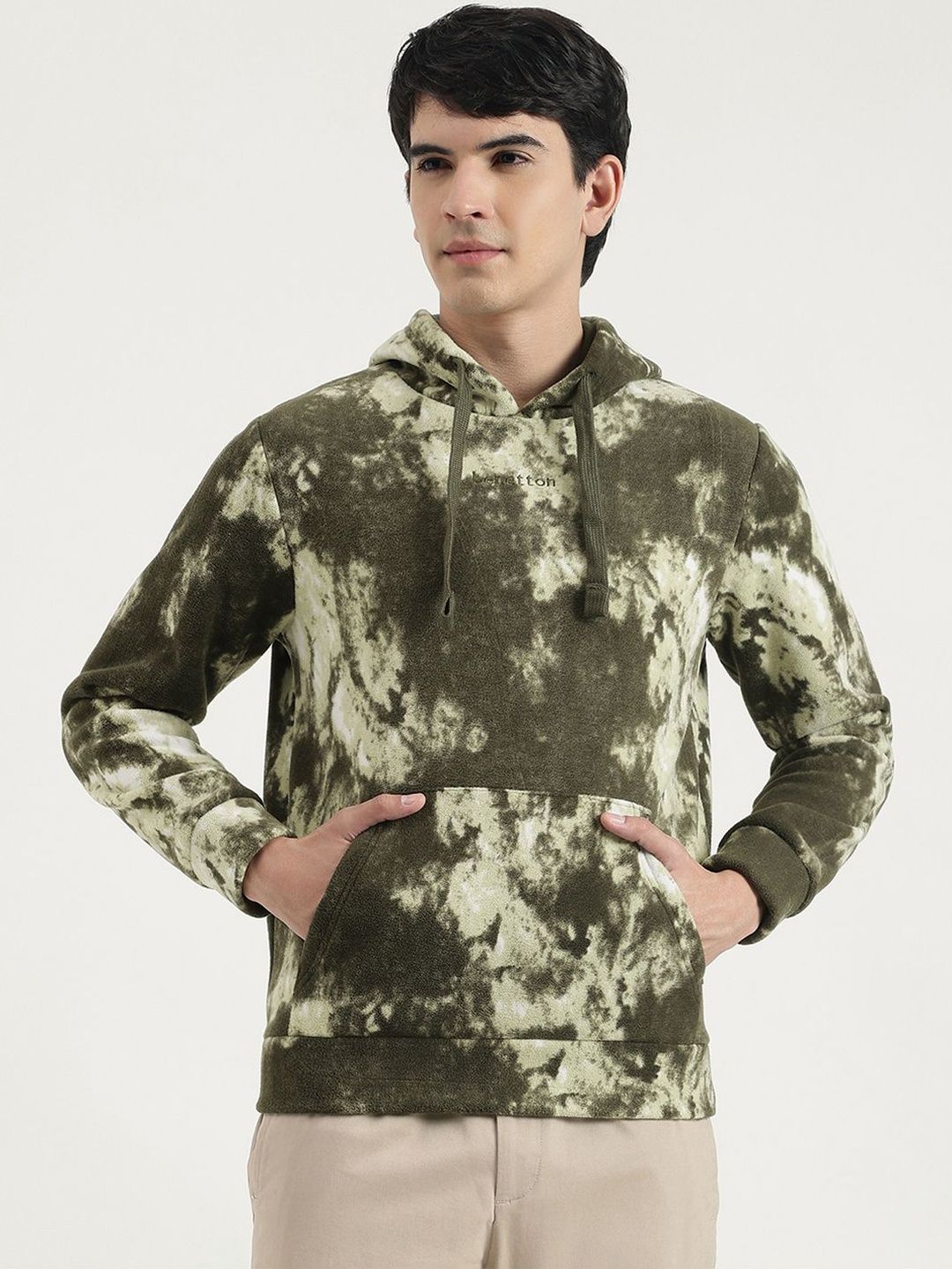 United Colors of Benetton Men Printed Hooded Sweatshirt-picture-37