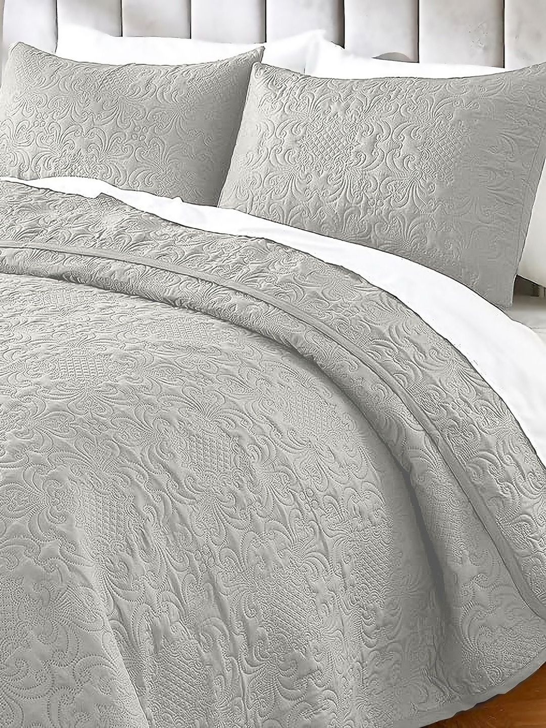 LABHAM Grey Quilted 300 GSM King Bed Cover-image-8