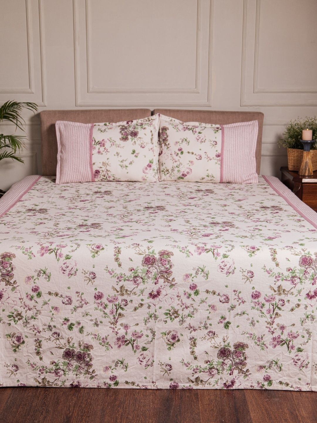 Ammorada Lavender-Colored & White Printed Cotton Double King Bed Covers-image-24