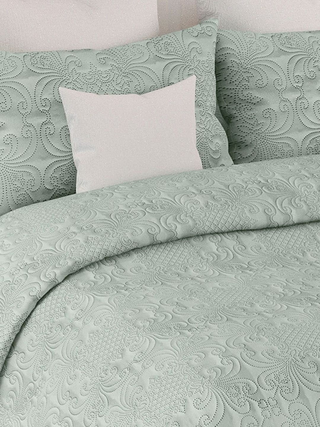 LABHAM Sea Green Quilted 300 GSM King Bed Cover-image-32