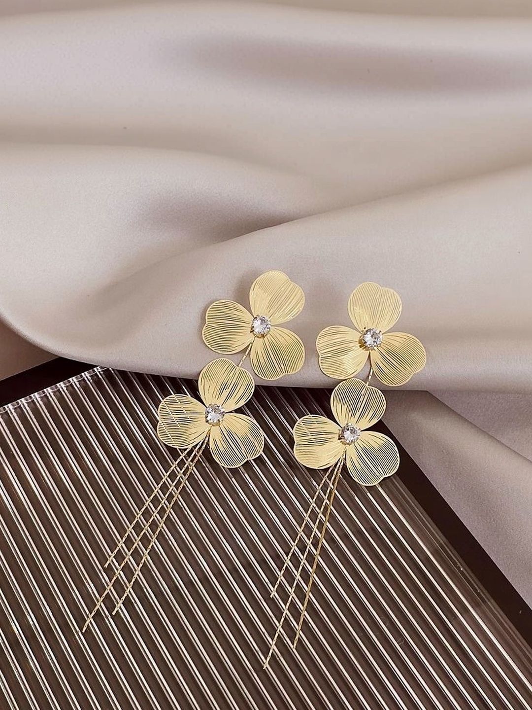 SZN Floral Drop Earrings-picture-29