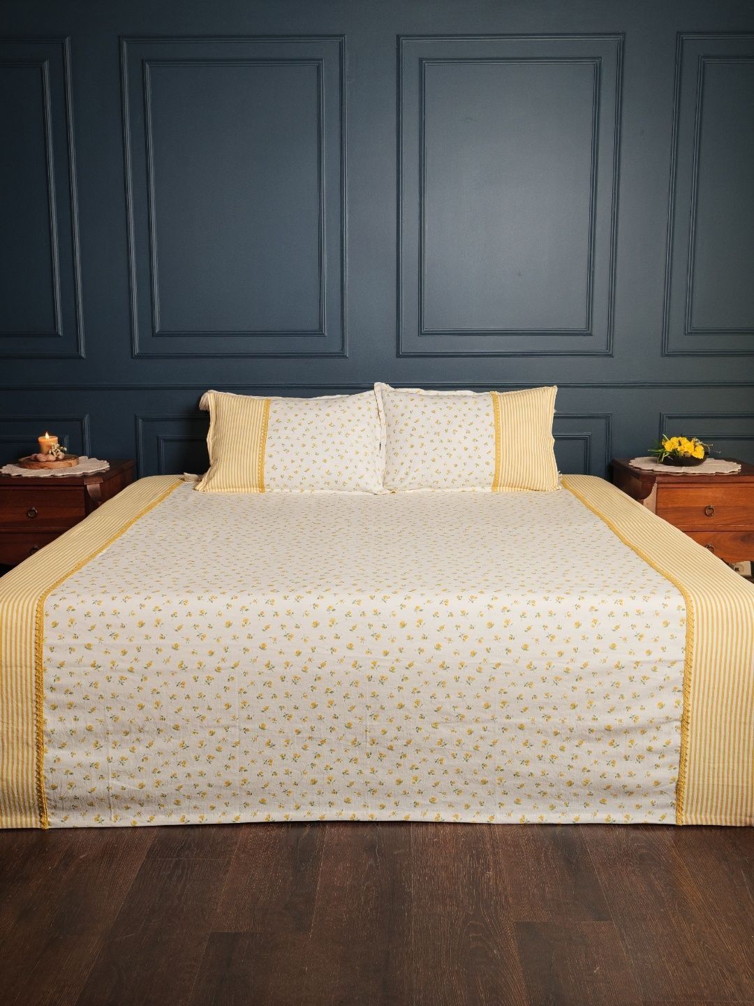 Ammorada Yellow & White Floral Printed Cotton Double King Bed Covers-image-41