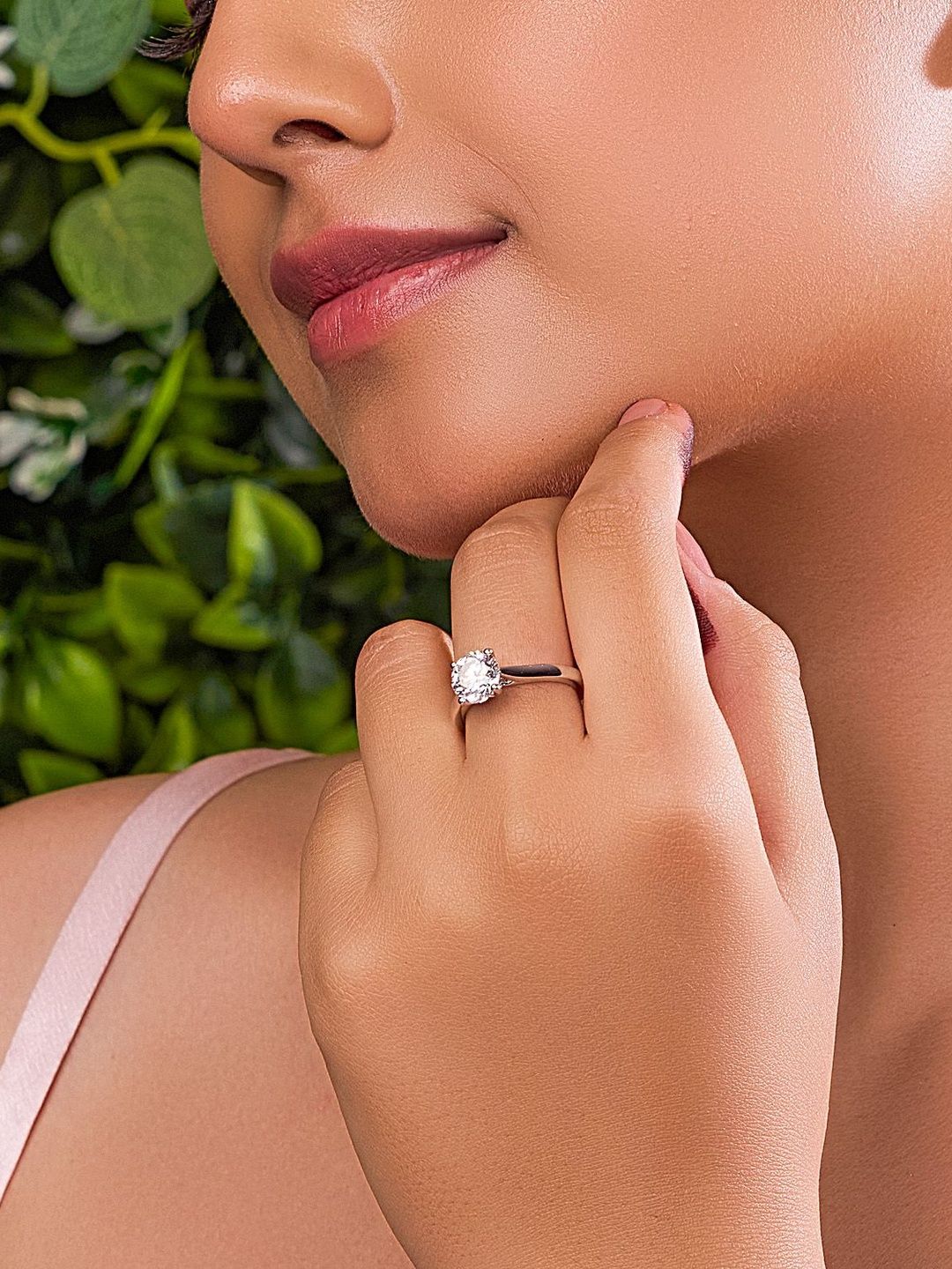 Crash.Club By CKC 18KT White Gold 2.05 Carat Diamond Studded Ring - 3.32 g-image-8