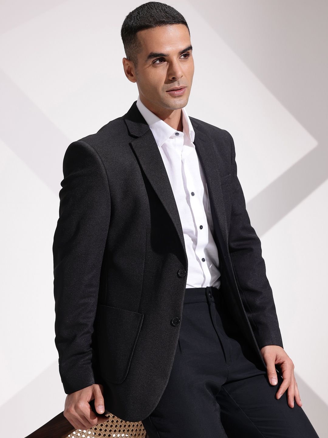 INVICTUS Slim Fit Notched Lapel Single Breasted Formal Blazer-picture-50