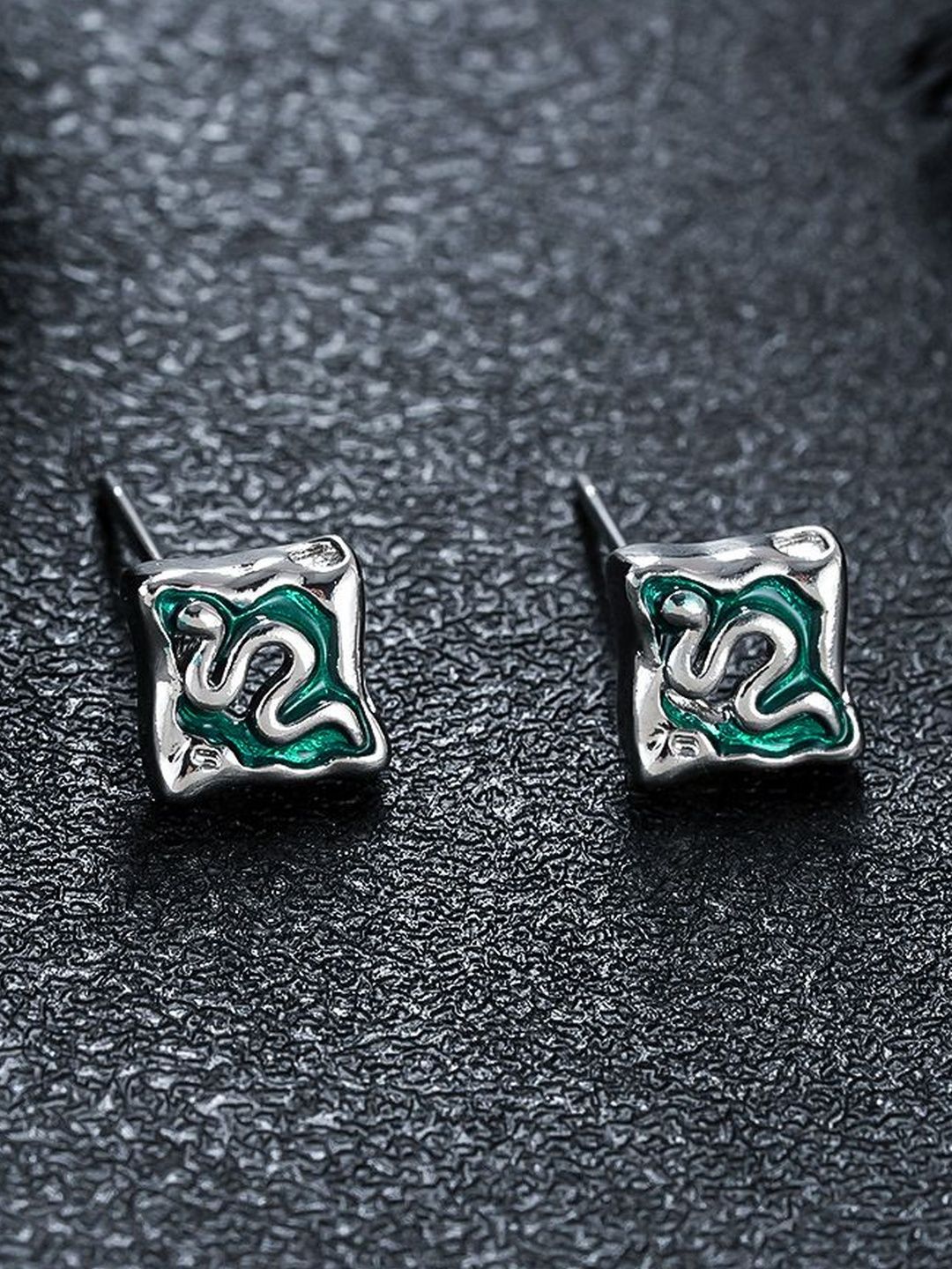 StyleCast x Revolte Classic Studs Earrings-picture-22